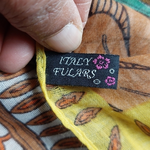 Vintage Italy Fulars Vicose Parakeet Wrap Scarf (long) - Picture 8 of 8